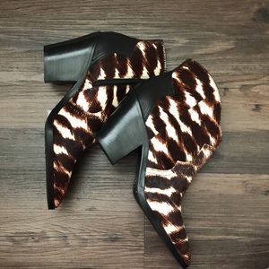 ANTONIO MELANI Black and Brown Ankle Boots